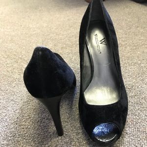 Worthington paten leather black peep toe heels